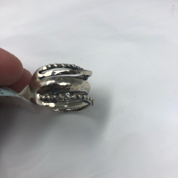 NWT Beautiful Sterling Sliver Ring Size 7 - Picture 5 of 6